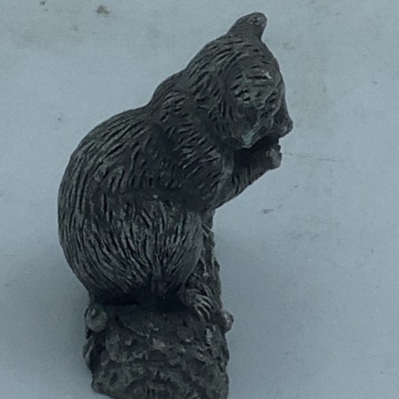 Two Pewter Miniature Animal Figurines- Raccoon and Pelican - Picture 5 of 14